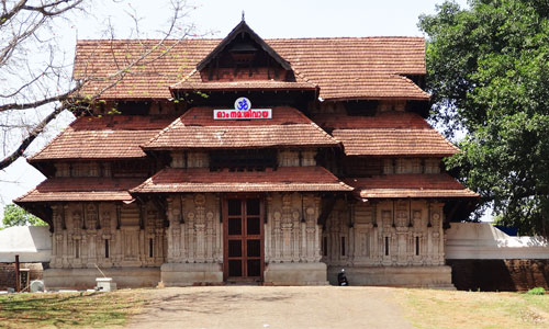 Vadakkumnathan Temple - UNESCO-recognized cultural site