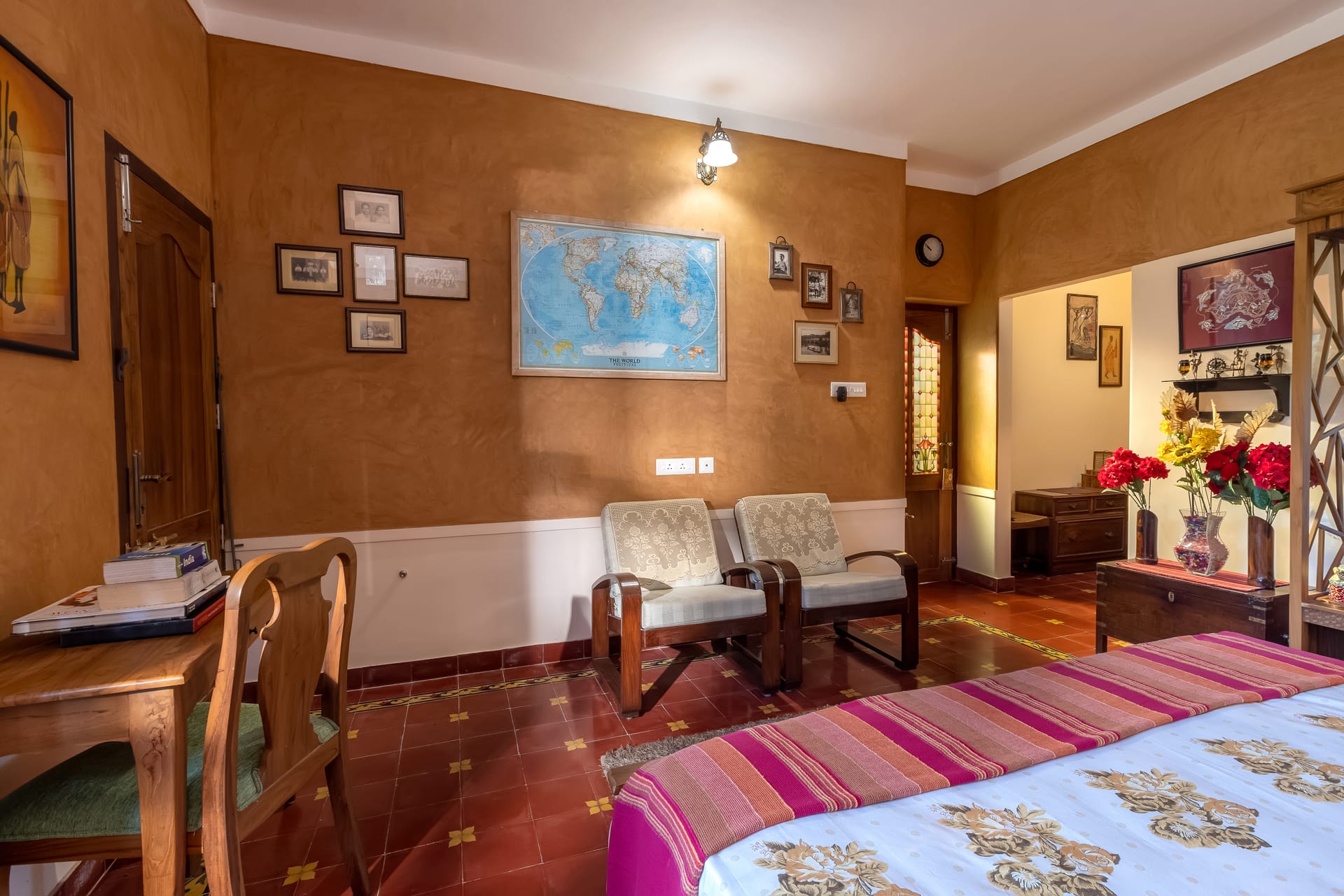 The Paddy Room visual 4